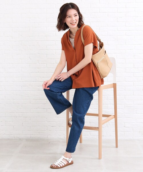 SHOO・LA・RUE(シューラルー)の「◆バンドカラー前開きシャツ(シャツ/ブラウス・レディース・ダークグリーン/ネイビー/オフホワイト/オリーブ/ダークオレンジ/パープル系4・00)」の15枚目の写真