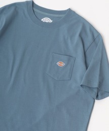 Dickies（ディッキーズ）の「Dickies/ディッキーズ ビッグシルエット ミニロゴワッペン ワンポイント刺繍 ポケット Tシャツ（Tシャツ/カットソー・メンズ）」