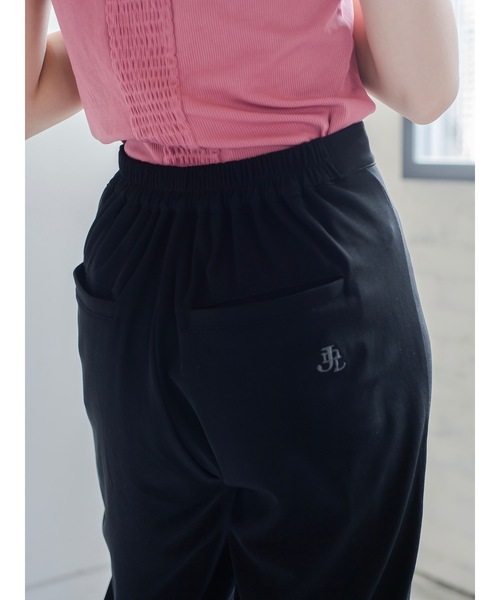 JUMELLE（ジュメロ）の「ストレッチカラーパンツ（スラックス・レディース・ブラック/グリーン/ピンク・SMALL/MEDIUM）」の11枚目の写真
