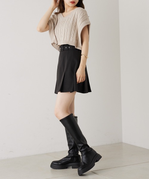 Chico（チコ）の「ケーブルニットベスト+ショート丈シャツ SET（ベスト・レディース・アイボリー/ブラック/グレー/ベージュ・FREE）」の20枚目の写真