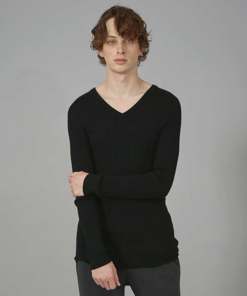 5351 POUR LES HOMMES（ゴーサンゴーイチプールオム）の「【定番人気】ホールガーメントVネックニット（ニット/セーター・メンズ・ライトグレー/ブラック/ホワイト・44/46/48）」の2枚目の写真