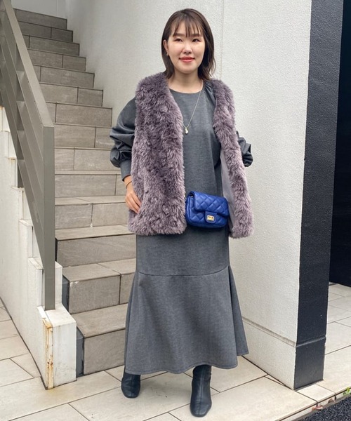 un dix cors（アンディコール）の「ギャザースリーブカットワンピース（ワンピース・レディース・チャコールグレー/ブラック/モカ/グリーン・FREE）」の21枚目の写真