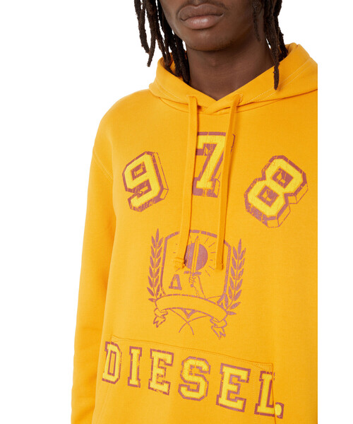 DIESEL（ディーゼル）の「メンズ スウェット パーカー（パーカー・メンズ・イエロー/ブラック・LARGE/SMALL/MEDIUM/X-LARGE/X-SMALL/XX-LARGE/XXX-LARGE）」の11枚目の写真