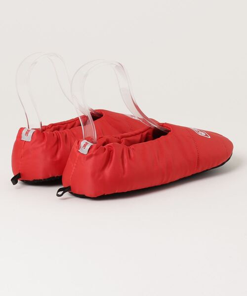 COLEMAN（コールマン）の「【Coleman】Coleman テントシューズ(カラビナ)（スリッポン・メンズ・ブラック/レッド/ブルー・M/L）」の4枚目の写真