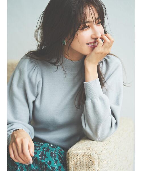 Te chichi(テチチ)の「総針ハイネックニット(ニット/セーター・レディース・ブラック/ブルー/グレー/オフホワイト・フリ-)」の5枚目の写真