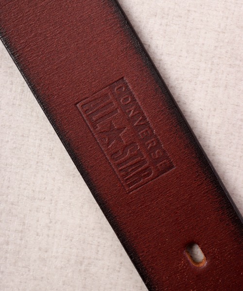 CONVERSE（コンバース）の「CONVERSE ローラーピン　３５ｍｍ一枚物レザーベルト（ベルト・メンズ・ダークブラウン/ブラウン/ブラック・FREE）」の6枚目の写真