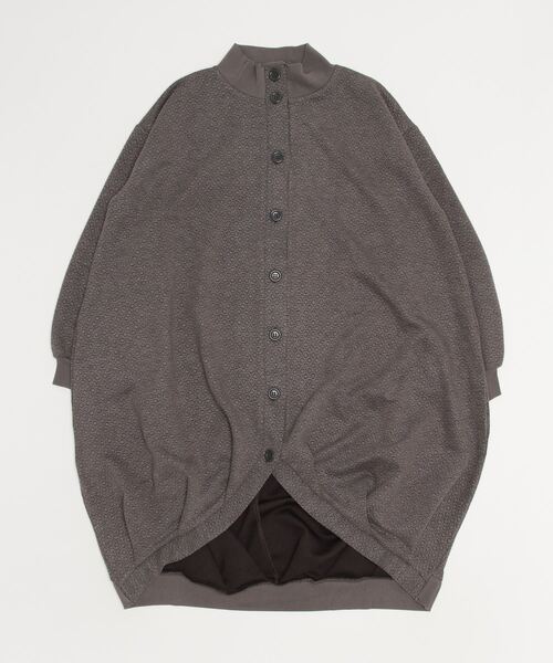 sandy(サンディー)の「【sandy】キルティング裾タックロングカーディガン(カーディガン/ボレロ・レディース・グレー/その他・FREE)」の2枚目の写真