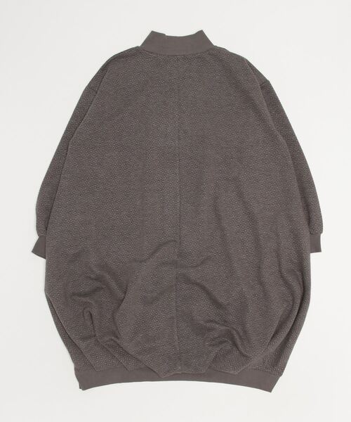 sandy(サンディー)の「【sandy】キルティング裾タックロングカーディガン(カーディガン/ボレロ・レディース・グレー/その他・FREE)」の3枚目の写真