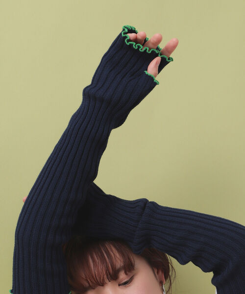 Ray BEAMS（レイビームス）の「Ray BEAMS / メロー リブ ロング アームウォーマー（アームカバー・レディース・オフホワイト/レッド/ネイビー・ONE SIZE）」の5枚目の写真