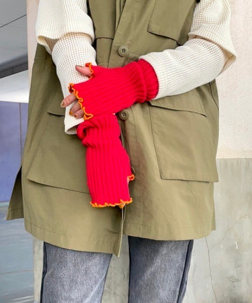 Ray BEAMS（レイビームス）の「Ray BEAMS / メロー リブ ロング アームウォーマー（アームカバー・レディース・オフホワイト/レッド/ネイビー・ONE SIZE）」の15枚目の写真