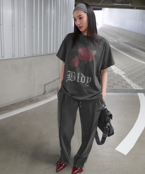 BLONDEY(ブロンディ)の「ヴィンテージライクグラフィックT(Tシャツ/カットソー・レディース・ブルー/レッド/グリーン/ホワイト/グレー/シルバー・FREE)」の15枚目の写真