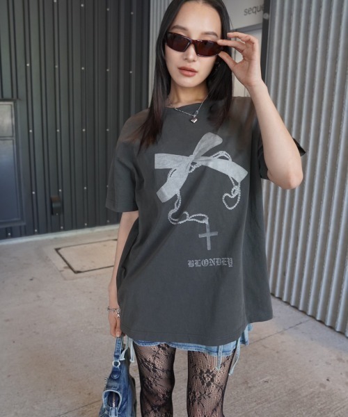 BLONDEY(ブロンディ)の「ヴィンテージライクグラフィックT(Tシャツ/カットソー・レディース・ブルー/レッド/グリーン/ホワイト/グレー/シルバー・FREE)」の9枚目の写真