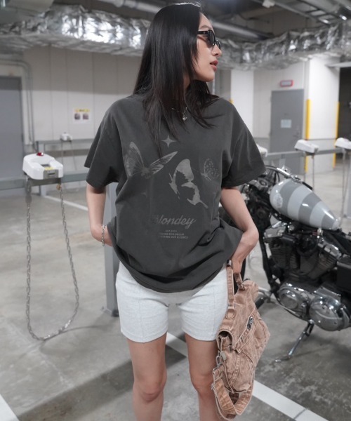 BLONDEY(ブロンディ)の「ヴィンテージライクグラフィックT(Tシャツ/カットソー・レディース・ブルー/レッド/グリーン/ホワイト/グレー/シルバー・FREE)」の19枚目の写真