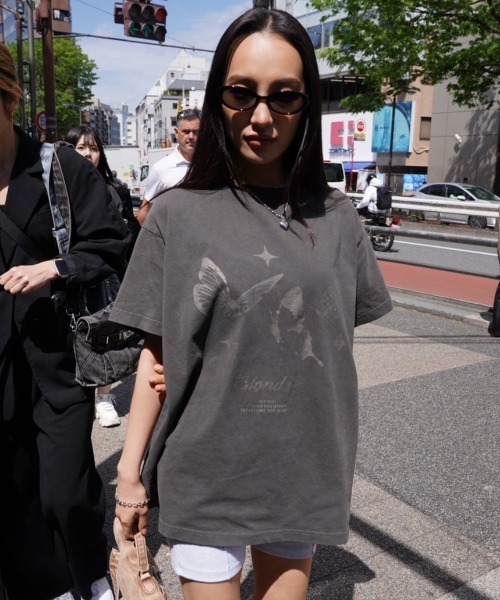 BLONDEY(ブロンディ)の「ヴィンテージライクグラフィックT(Tシャツ/カットソー・レディース・ブルー/レッド/グリーン/ホワイト/グレー/シルバー・FREE)」の20枚目の写真