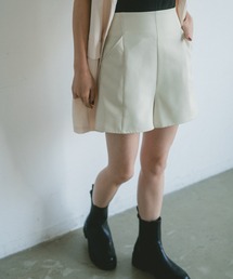 VANNIE U | ハイウエストショートパンツ(その他パンツ)