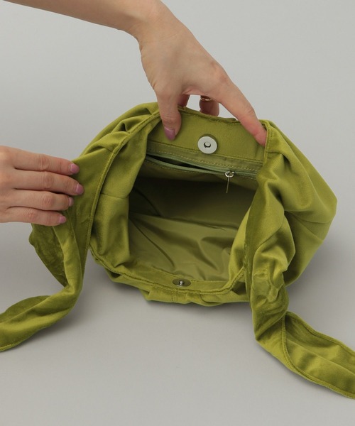 e/rm（イーアールエム）の「【e/rm】ベロアムスビバッグ（ハンドバッグ・レディース・グレー系その他/グリーン系その他4・FREE）」の7枚目の写真