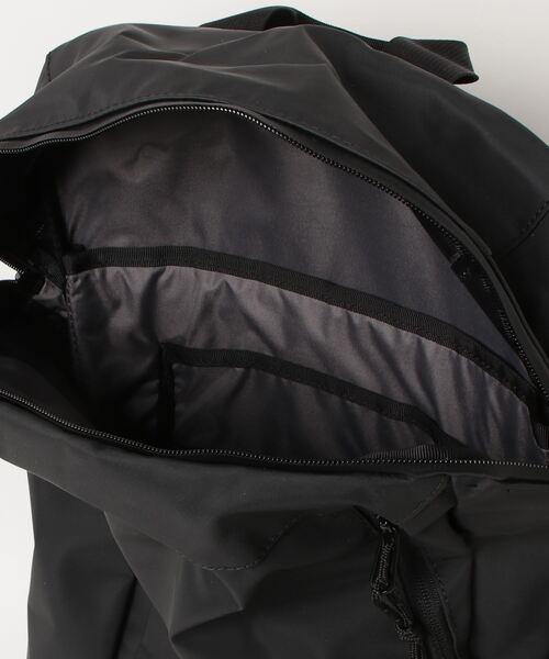 CHROME（クローム）の「［ CHROME / クローム ］ROSTOV 2.0 BACKPACK BKTP_BLACK TARP  / ロストフ 2.0 バックパック ブラックタープ 防水 23L（バックパック/リュック・メンズ・ブラック・FREE）」の18枚目の写真