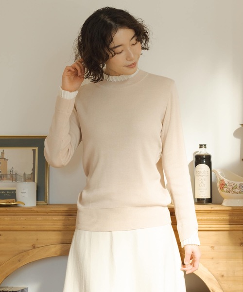 toki doki（トキドキ）の「大人かわいいフリル付ニット（ニット/セーター・レディース・ライトベージュ/グレー/ブラック・FREE）」の6枚目の写真