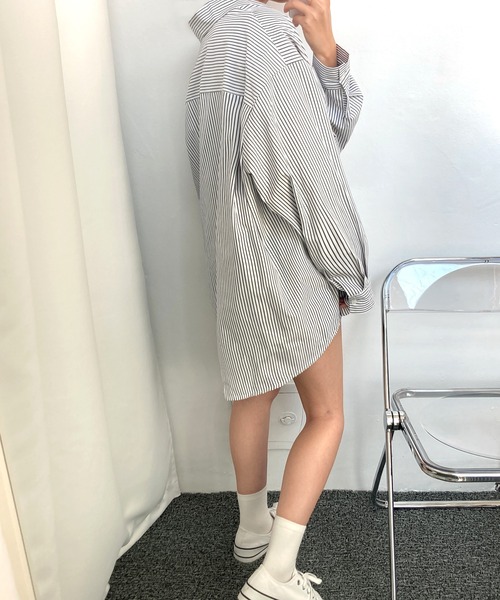 fd style(エフディ スタイル)の「デュオルーズフィットロングシャツ(シャツ/ブラウス・レディース・White/PINK/LT.Blue・FREE)」の15枚目の写真