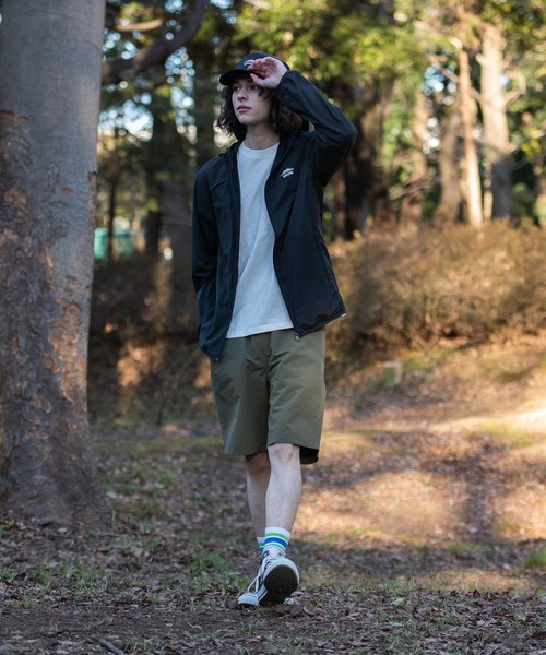 OUTDOOR PRODUCTS APPAREL（アウトドアプロダクツアパレル）の「撥水　防花粉　紫外線対策　透湿　パッカブル　リップストップパッカブルパーカー（パーカー・メンズ・ブラック/チャコールグレー/カーキ/ベージュ/ライトグリーン/ライトベージュ・MEDIUM/X-LARGE/LARGE）」の21枚目の写真