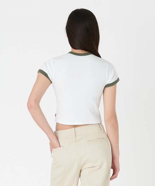 Levi's(リーバイス)の「Levi's/リーバイス グラフィックリンガーミニTシャツ SOULMATES BRIGHT WHITE(Tシャツ/カットソー・レディース・マルチ・S/XS/M)」の6枚目の写真