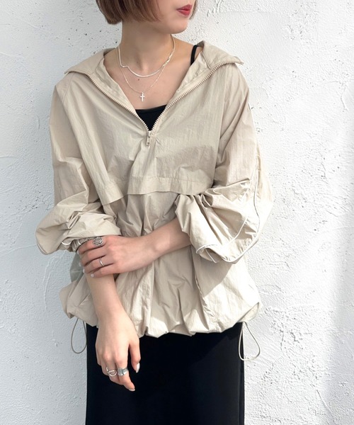 apres jour mignon(アプレジュールミニョン)の「パイピングアノラック【ZOZOTOWN限定アイテム】(ナイロンジャケット・レディース・オレンジ/オフホワイト/グレー系その他/ブラック/ネイビー・X-LARGE/フリー)」の6枚目の写真