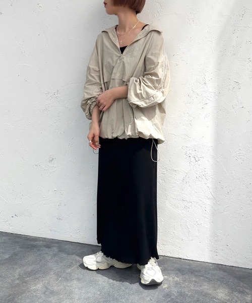 apres jour mignon(アプレジュールミニョン)の「パイピングアノラック【ZOZOTOWN限定アイテム】(ナイロンジャケット・レディース・オレンジ/オフホワイト/グレー系その他/ブラック/ネイビー・X-LARGE/フリー)」の9枚目の写真