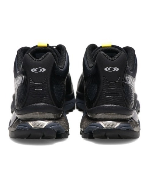 SALOMON(サロモン)の「SALOMON XT-4 OG / サロモン エックスティーフォー オージー(スニーカー・メンズ・ブラック・25.5cm/26.0cm/26.5cm/27.0cm/27.5cm/28.0cm/28.5cm/29.0cm/23.5cm/24.0cm/24.5cm/25.0cm/23.0cm/30.0cm)」の3枚目の写真