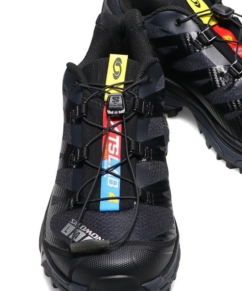 SALOMON(サロモン)の「SALOMON XT-4 OG / サロモン エックスティーフォー オージー(スニーカー・メンズ・ブラック・25.5cm/26.0cm/26.5cm/27.0cm/27.5cm/28.0cm/28.5cm/29.0cm/23.5cm/24.0cm/24.5cm/25.0cm/23.0cm/30.0cm)」の5枚目の写真