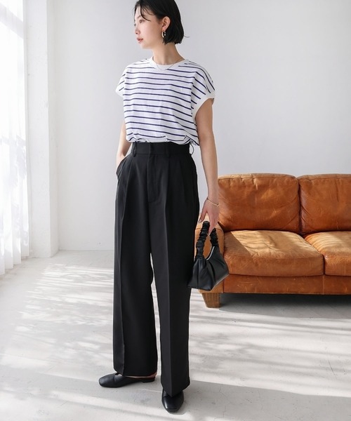 andme（アンドミー）の「ツイルハイウエスト2タックワイドパンツ（スラックス・レディース・ダークベージュ/ネイビー/チャコールグレー/オフホワイト/グレイッシュベージュ/ブラック・L/M）」の11枚目の写真