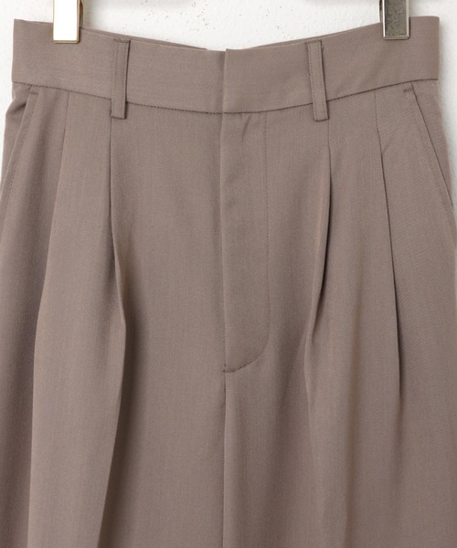 andme（アンドミー）の「ツイルハイウエスト2タックワイドパンツ（スラックス・レディース・ダークベージュ/ネイビー/チャコールグレー/オフホワイト/グレイッシュベージュ/ブラック・L/M）」の16枚目の写真