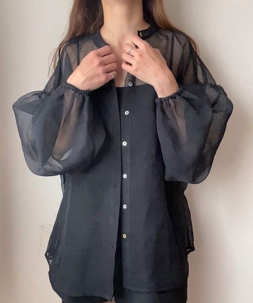 FILLOU(FILLOU)の「シアー肩開きブラウス(シャツ/ブラウス・レディース・ブラック/ブラウン/ベージュ・LARGE/MEDIUM/X-LARGE)」の12枚目の写真