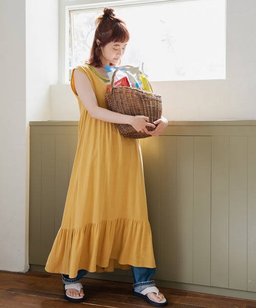 Crisp（クリスプ）の「ヘムギャザーロングワンピース（ワンピース・レディース・グリーン/イエロー・FREE）」の2枚目の写真
