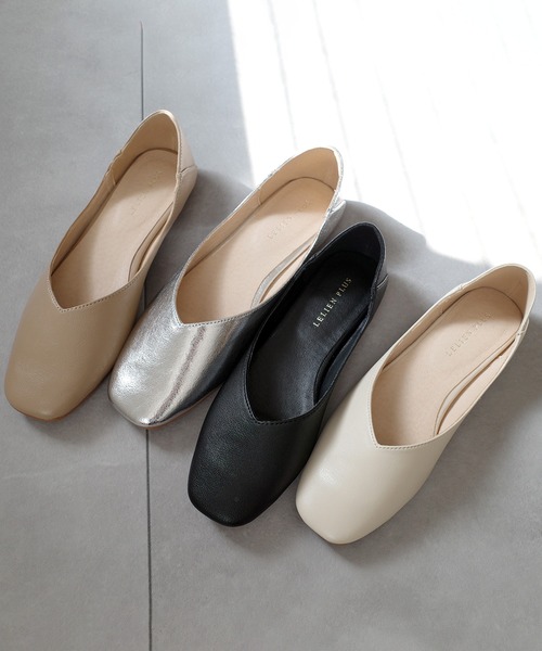 AmiAmi（アミアミ）の「【2026SS再販】軽量スクエアトゥVカットフラットパンプス（パンプス・レディース・ブラック/シルバー/アイボリー/グレイッシュベージュ/シャンパン/ブラック系その他/ブロンズ/ベージュ系その他2/ベージュ系その他3/ベージュ系その他/シルバー系その他/ブラック系その他2/ブラック系その他3/ブラック系その他4/ゴールド系その他/その他/ブラック系その他6/ブラック系その他5・40/38/39/35/36/37/41）」の22枚目の写真