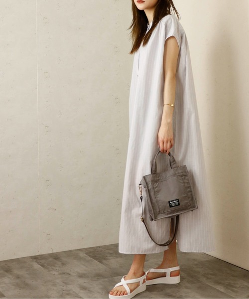 Per sist ence(パーシエンス)の「Per sist ence/パーシエンス フレンチスリーブストライプシャツワンピース(シャツワンピース・レディース・ホワイト/ライトグレー/サックスブルー・FREE)」の22枚目の写真