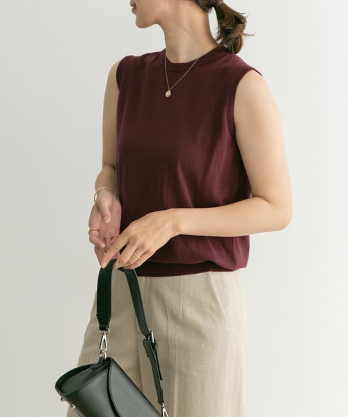 URBAN RESEARCH DOORS（アーバンリサーチドアーズ）の「ハイツイストコットンノースリーブKNIT（ニット/セーター・レディース・ブラック/ブラウン/ブルー・MEDIUM）」の9枚目の写真