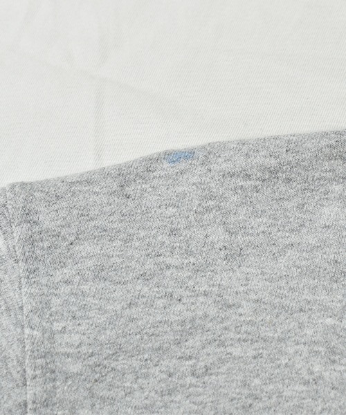 Champion(チャンピオン)の「【ヴィンテージ古着】Champion / チャンピオン ロゴ スウェットパーカー(パーカー・メンズ・グレー・SMALL)」の4枚目の写真