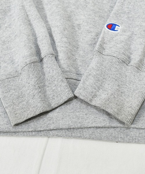 Champion(チャンピオン)の「【ヴィンテージ古着】Champion / チャンピオン ロゴ スウェットパーカー(パーカー・メンズ・グレー・SMALL)」の3枚目の写真