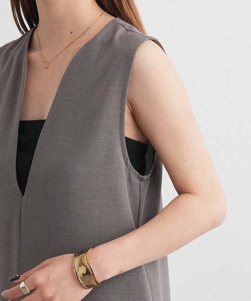 COLONY 2139（コロニートゥーワンスリーナイン）の「WEB限定 / リネンライクVネックサロペット（サロペット/オーバーオール・レディース・カーキ/ブラック・FREE）」の21枚目の写真