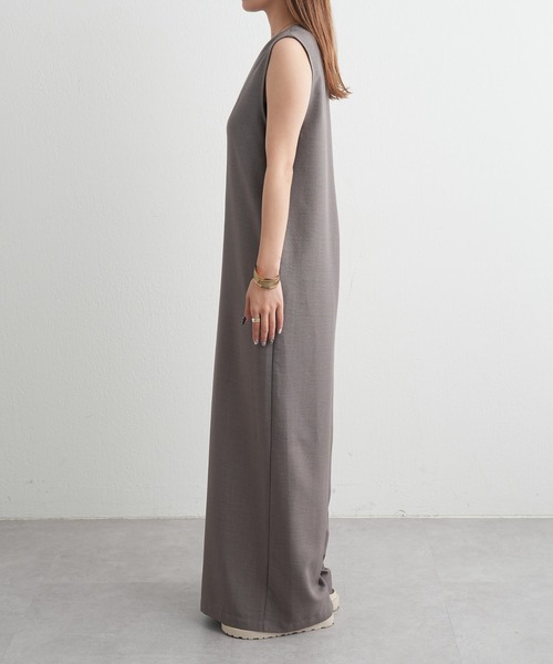 COLONY 2139（コロニートゥーワンスリーナイン）の「WEB限定 / リネンライクVネックサロペット（サロペット/オーバーオール・レディース・カーキ/ブラック・FREE）」の17枚目の写真