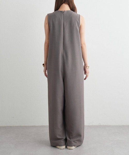 COLONY 2139（コロニートゥーワンスリーナイン）の「WEB限定 / リネンライクVネックサロペット（サロペット/オーバーオール・レディース・カーキ/ブラック・FREE）」の18枚目の写真