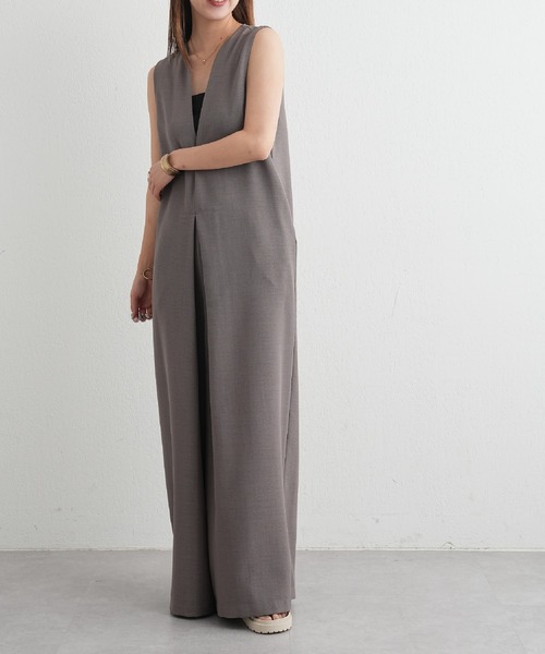 COLONY 2139（コロニートゥーワンスリーナイン）の「WEB限定 / リネンライクVネックサロペット（サロペット/オーバーオール・レディース・カーキ/ブラック・FREE）」の11枚目の写真