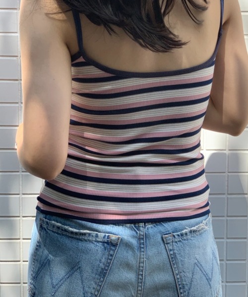 mi via loca(ミヴィアロカ)の「ダブルストラップパット付キャミソール(キャミソール・レディース・ブラック/ネイビー/カーキ/トップグレー/オレンジ・FREE)」の4枚目の写真