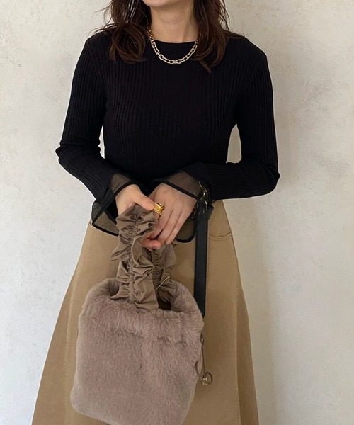 DouDou（ドゥドゥ）の「【WEB限定】 袖シアーニット（ニット/セーター・レディース・ベージュ/オフホワイト/ブラック・FREE）」の4枚目の写真