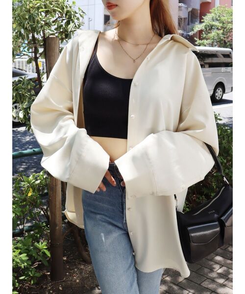 EVRIS（エヴリス）の「ワイドスリーブBIGシャツ（シャツ/ブラウス・レディース・カーキ/ベージュ/ホワイト・FREE）」の9枚目の写真