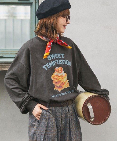 MONO-MART LADY'S(モノマートレディース)の「オーバーサイズプリントロンT ベイクドスイーツ/ブレックファースト(Tシャツ/カットソー・レディース・ホワイト系1/スミクロ/オートミール/ブラック系1/オフホワイト/ライトブラウン/ネイビー/ホワイト系2・FREE)」の5枚目の写真
