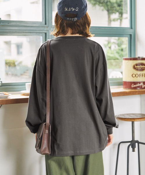 ETRO▼トーン・オン・トーン モノグラム フローラル Tシャツ セール】綾トロミ オーバーサイズドレープリラクシングL/Sシャツ