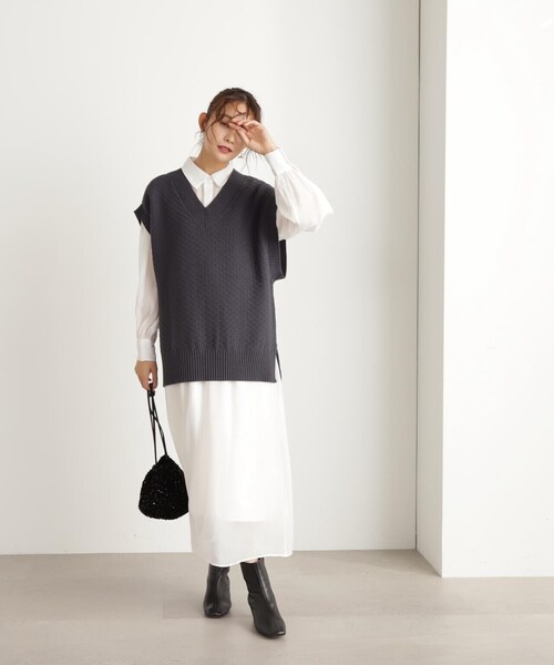 N.(N. Natural Beauty Basic)(エヌエヌナチュラルビューティーベーシック)の「◆ギャザーフラップシャツワンピース(シャツワンピース・レディース・ブラック/オフホワイト・MEDIUM)」の19枚目の写真