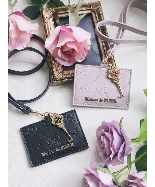 【値下げ】Maison de FLEUR メゾンドフルール モノグラムキーケース メゾン ド フルール Maison de FLEUR エナメルモノグラムキー
