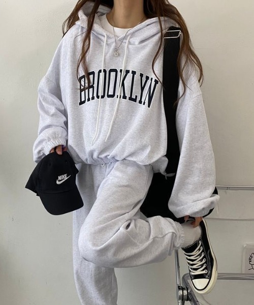 MYMOOD.（マイムード）の「【上下2点セット】カレッジロゴ フーディースウェットセットアップ ルームウェア（その他ルームウェア・レディース・ピンク/グレー/グリーン/ライトグレー/ブラック・FREE）」の11枚目の写真